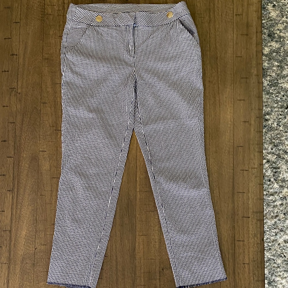 Anne Klein copped pant